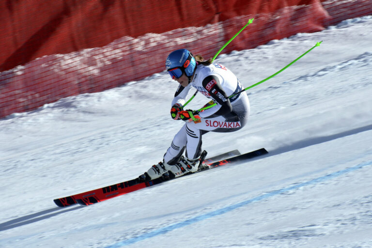 Vlhova vince lo slalom femminile a Levi