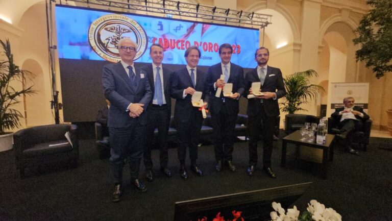 Bari, Caduceo d’Oro 2023 consegnato a Fitto, Gemmato e Montanaro