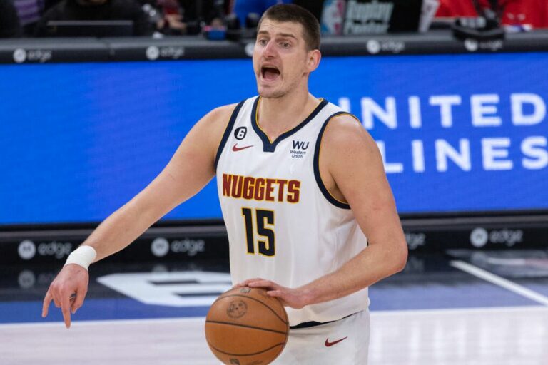 Jokic affonda i Clippers, Indiana ferma Philadelphia
