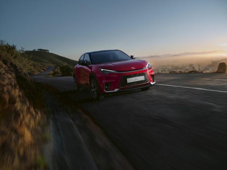 Lexus LBX, offrire di più consumando meno