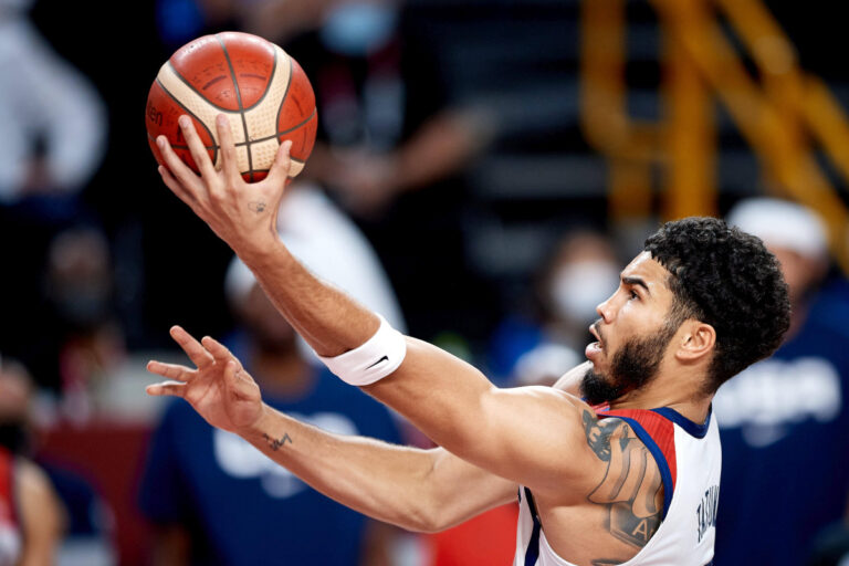 Boston batte Philadelphia, Gallinari ne fa 10 ma Wizards ko