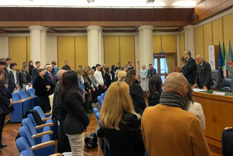 Consiglio regionale del Lazio osserva minuto silenzio nel ricordo di Giulia Cecchettin