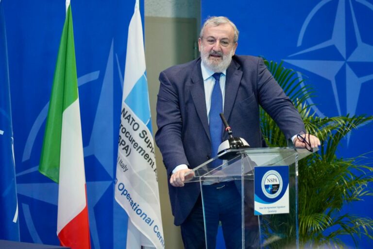 Firma accordo tra Governo e Nato sulle attività del Soc di Taranto