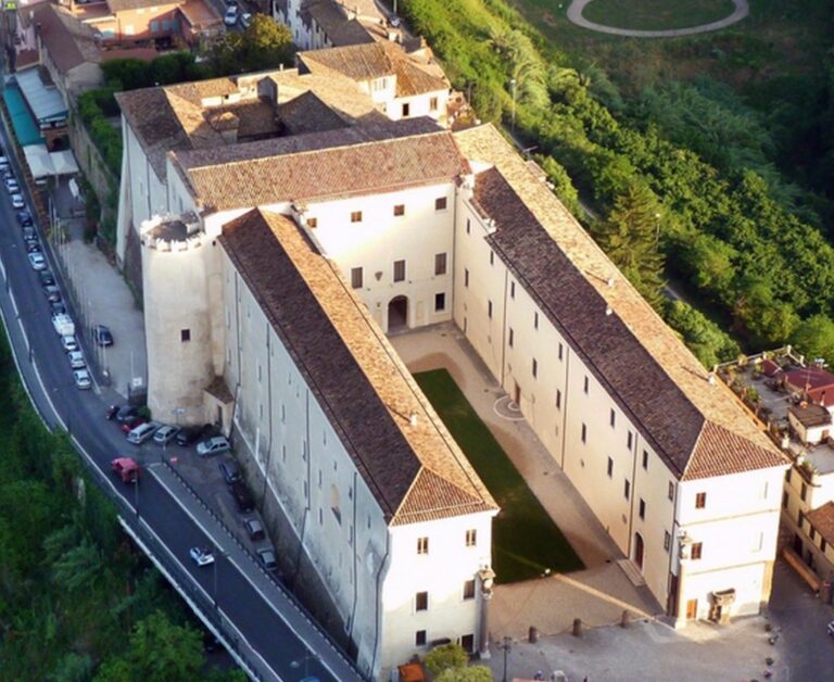 Apertura straordinaria e gratuita di 85 dimore storiche nel Lazio