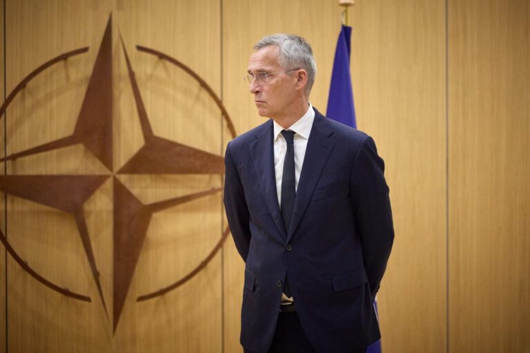 Nato, Stoltenberg “Continuiamo a sostenere l’Ucraina”