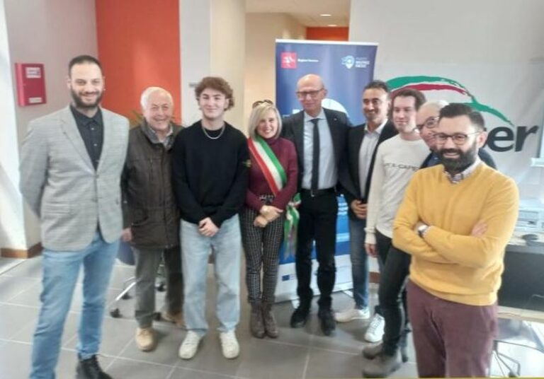 Toscana, inaugurato a Pieve a Nievole il Punto digitale facile