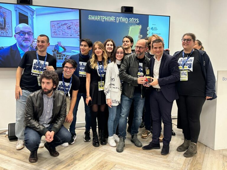 Smartphone d’oro 2023, vince l’Università degli studi di Bergamo