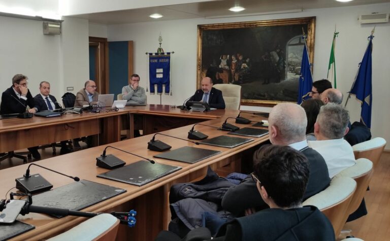 Energia e rifiuti, la Regione Basilicata aggiorna le strategie d’intervento