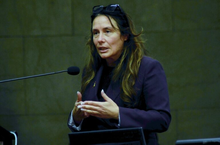 Locatelli in visita a Caivano “Costruire percorsi inclusivi”