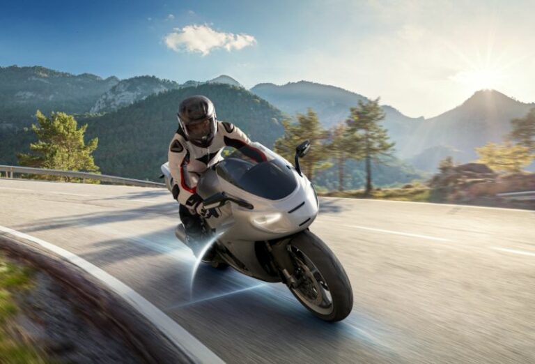 Sistema MSC di Bosch sulla nuova TVS Apache RTR 310