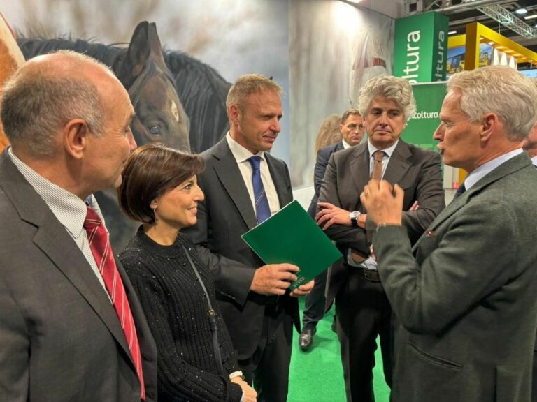 Fieracavalli, Confagricoltura “Urgente rilanciare la filiera equina italiana”