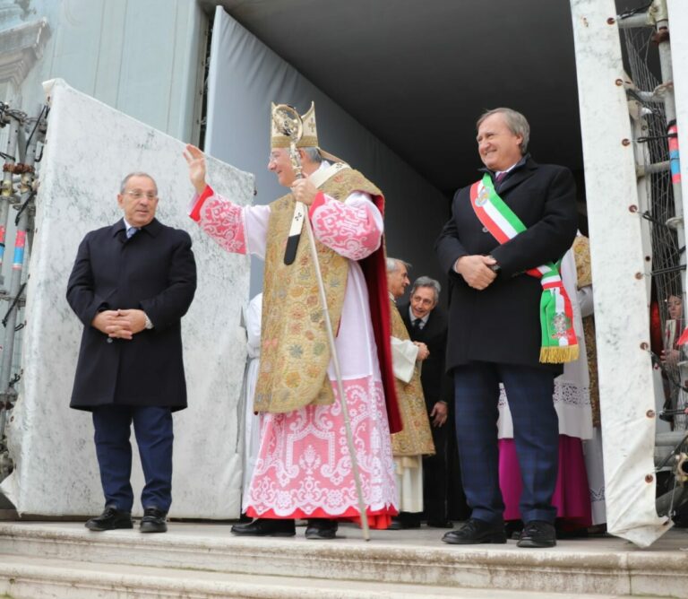 Il sindaco Brugnaro alla Messa solenne per la Festa della Salute
