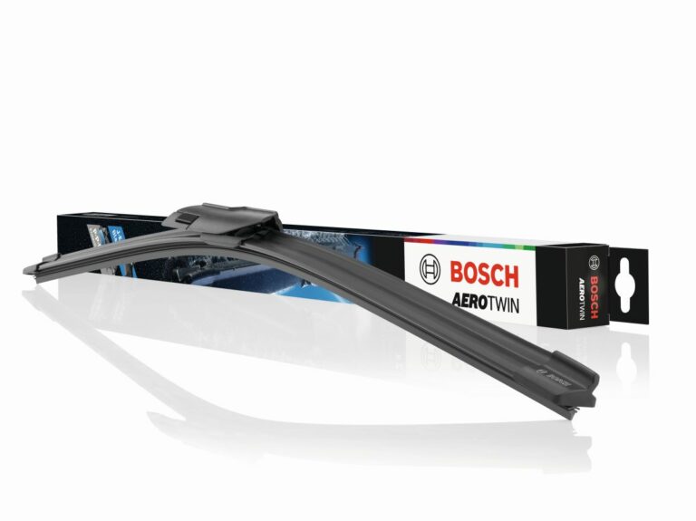 Bosch, nuove spazzole con erogatore d’acqua integrato nel tergicristallo