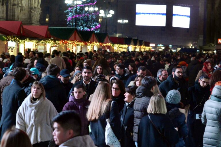 A dicembre migliora la fiducia di consumatori e imprese