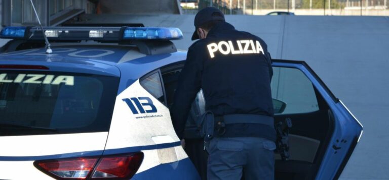Monza, 16enne arrestata per furto in appartamento con la sorella 12enne