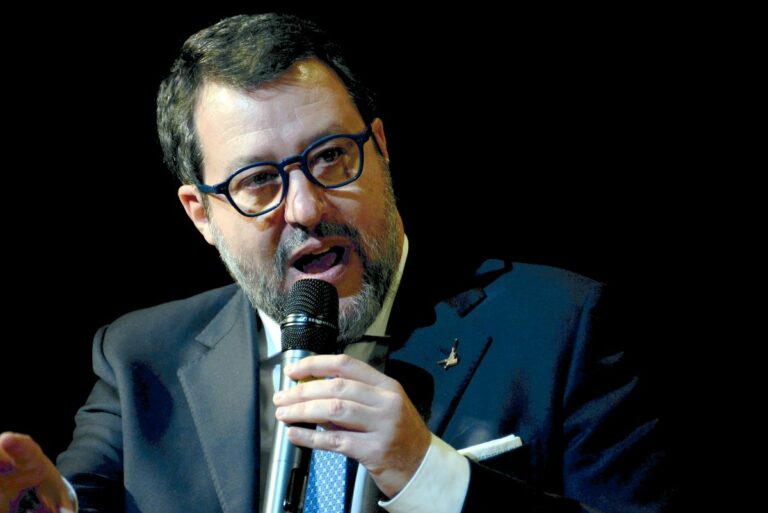 Infrastrutture, Salvini “L’Italia ha una grande occasione per recuperare il ritardo”
