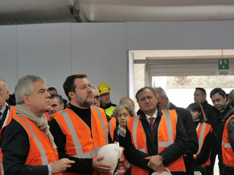 Sindaco Brugnaro all’avvio lavori collegamento ferroviario con l’aeroporto