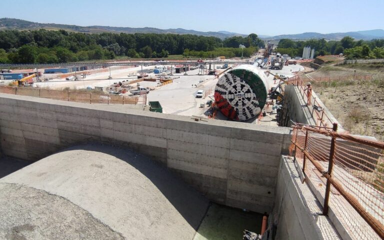 Nuova linea ferroviaria Napoli-Bari, Rfi aggiudica gara da 71 milioni