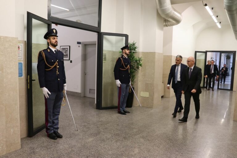 Il neo Prefetto Sgaraglia visita la Questura di Milano