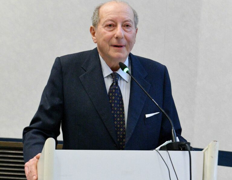 Salvatore Agnes nuovo presidente Società Romana di Chirurgia