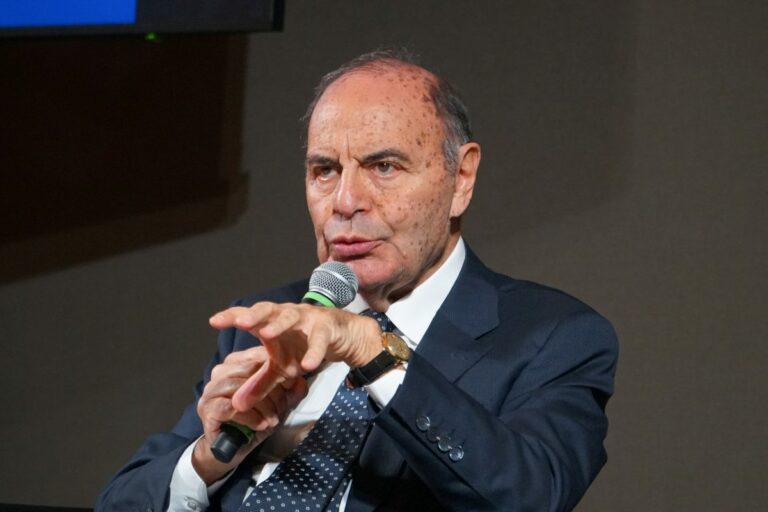 Vespa a Prodi “Nessuna scorrettezza sul confronto tv 2006”