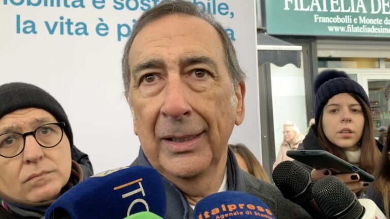 Milano, Sala “I nostri dirigenti hanno paura di firmare”