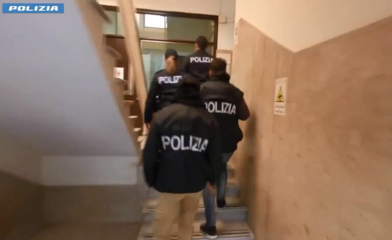 Operazione antidroga a Roma, tra indagati anche un dipendente del Coni