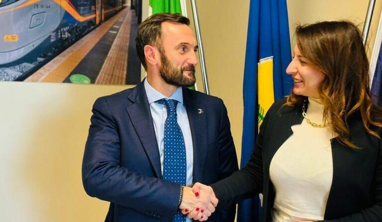 Liquidati 25 milioni per l’acquisto di 103 nuovi autobus in Calabria