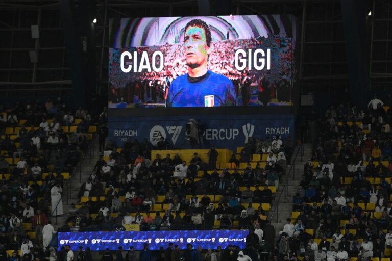 “Ha unito un popolo”, Cagliari e la Sardegna salutano Riva
