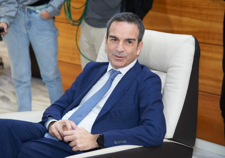 Turismo, Occhiuto “La Calabria sia una regione a misura di bambino”