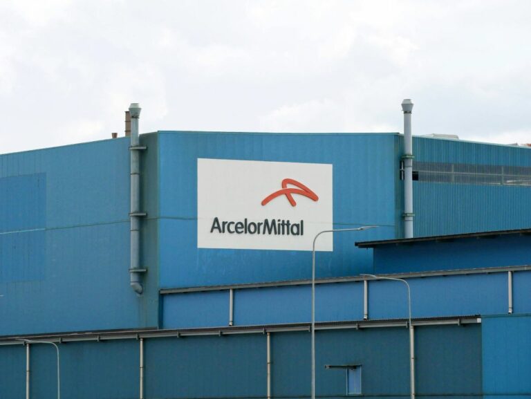 Ex Ilva, Toti “A governo chiedo futuro certo per tutti gli stabilimenti”