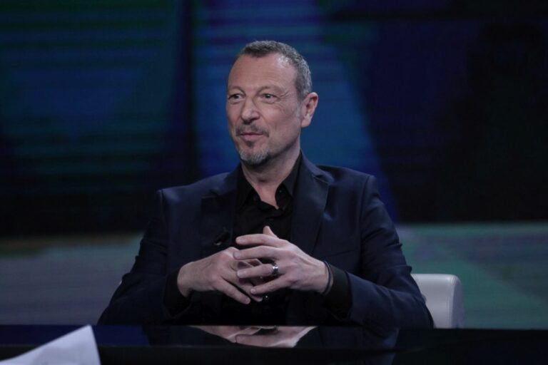 Sanremo, Amadeus svela le cover della quarta serata del festival