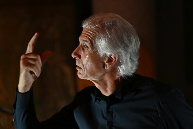 I Promessi Sposi a teatro con Massimiliano Finazzer Flory nel Principato di Monaco e in tour in Germania