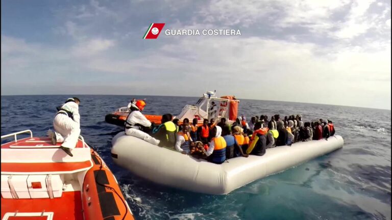 Libia, governo dell’est prepara la conferenza sull’immigrazione