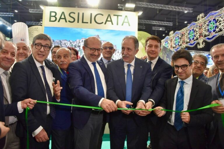 Bit 2024, inaugurato lo stand della Basilicata