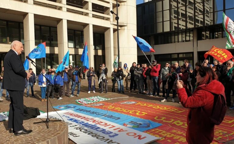 Tecopress Ferrara, la proprietà ritira 72 licenziamenti