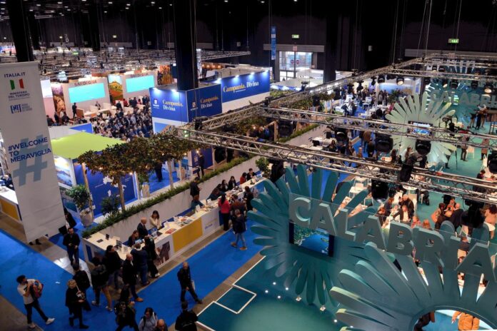 MILANO - Apertura al pubblico della Fiera del BIT, Turismo