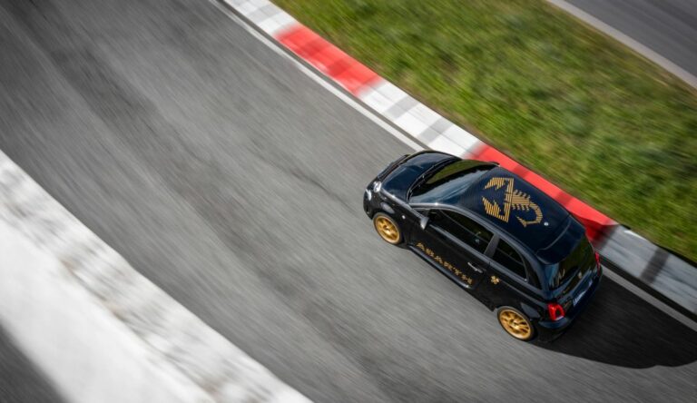 Abarth, nuova edizione limitata 695 75^ Anniversario