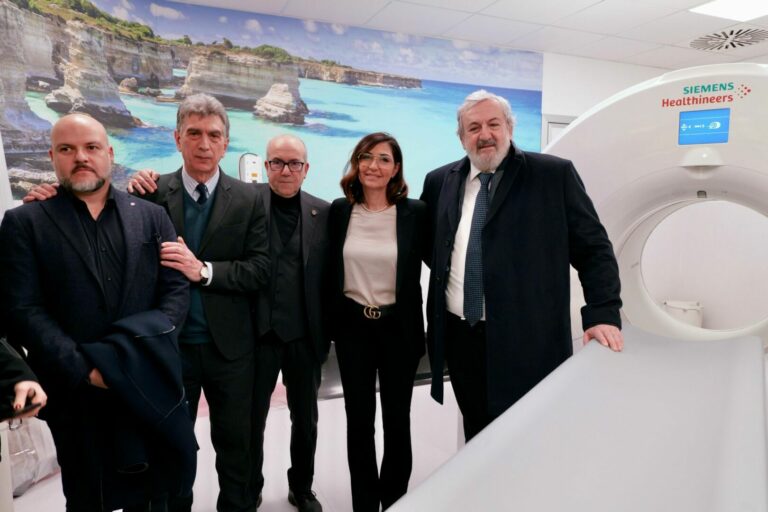 Emiliano inaugura a Barletta la nuova Pet-Tac digitale