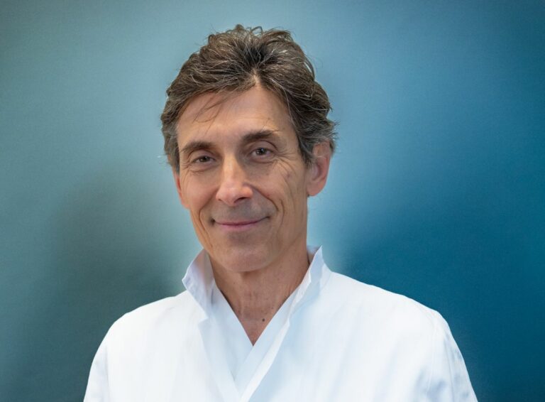 Corbetta sul mensile BenEssere “Staccatevi 4 ore al giorno dai cellulari”