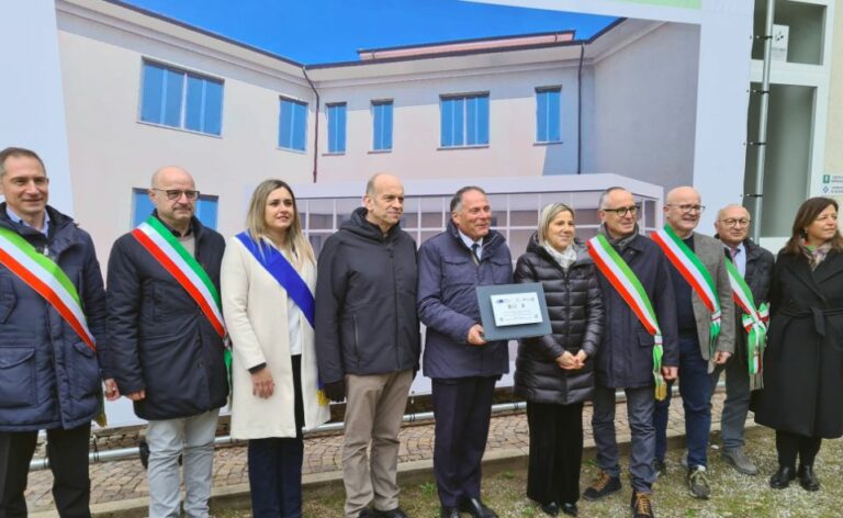 Sanità, Lanzarin inaugura casa della comunità di Asolo