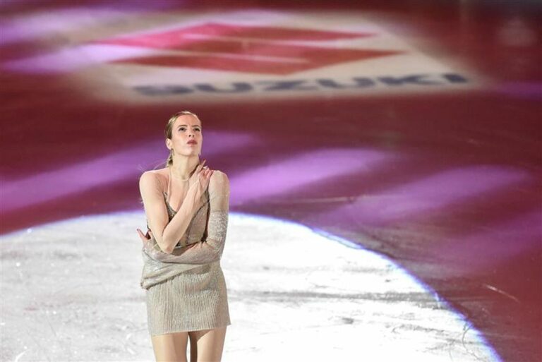 Le stelle del ghiaccio a Torino, Suzuki main sponsor “Lights on U”