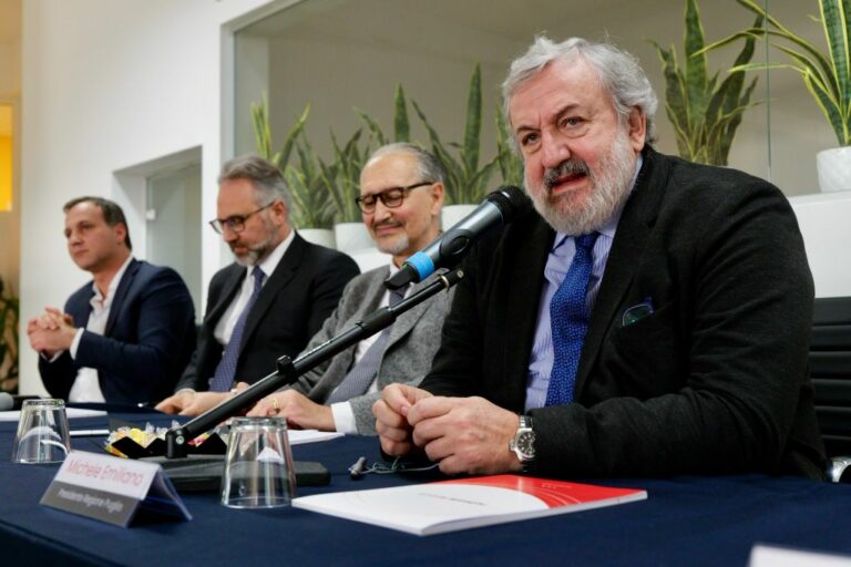 Puglia, Emiliano “Contratto di programma per Network Contacts”