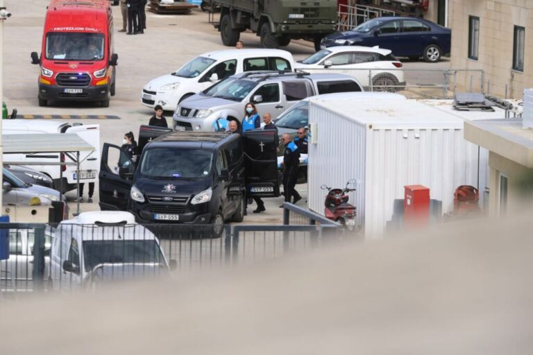 Migranti, naufragio nelle acque di Malta, almeno 5 vittime