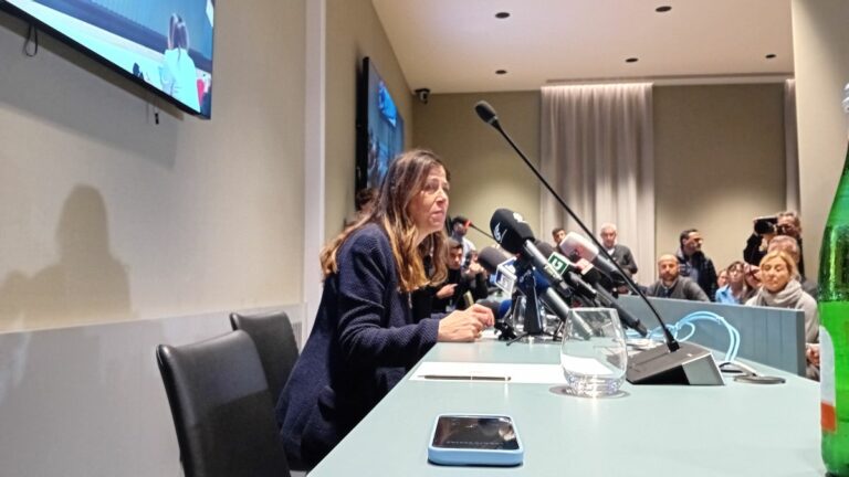 Todde “Subito al lavoro, ai manganelli abbiamo risposto con le matite”