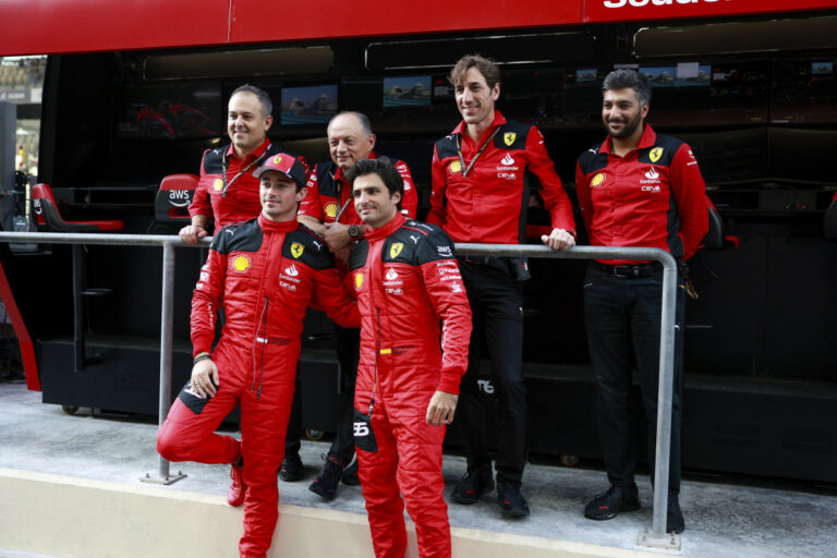 فاسور: فريق فيراري جاهز ويجب ألا نخاف من الشجاعة