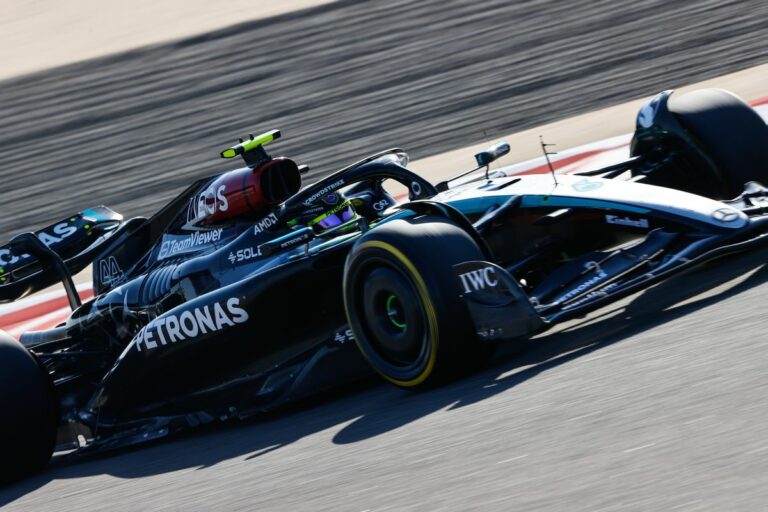 Mercedes al comando nella prima giornata di libere in Bahrain