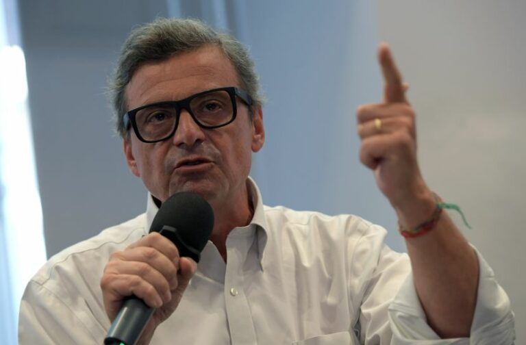 كاليندا: المعسكر الواسع غير موجود