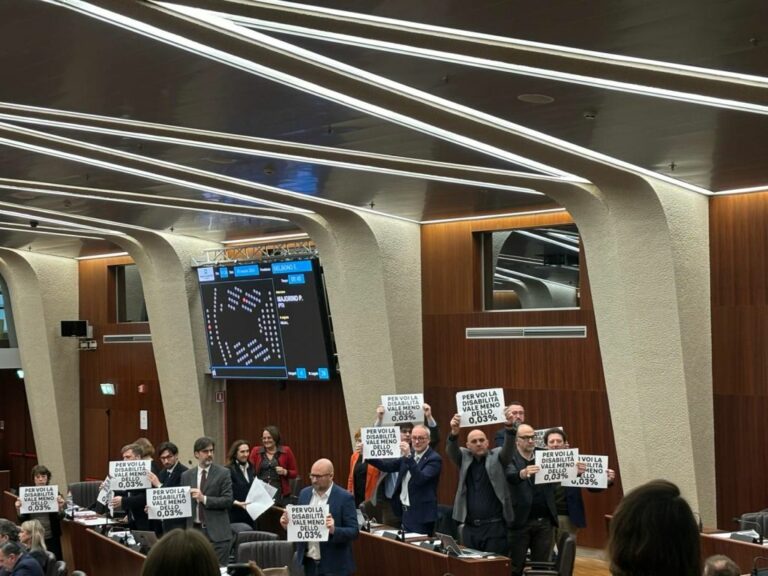 صدام في لومبارديا حول الأموال المخصصة للمعاقين