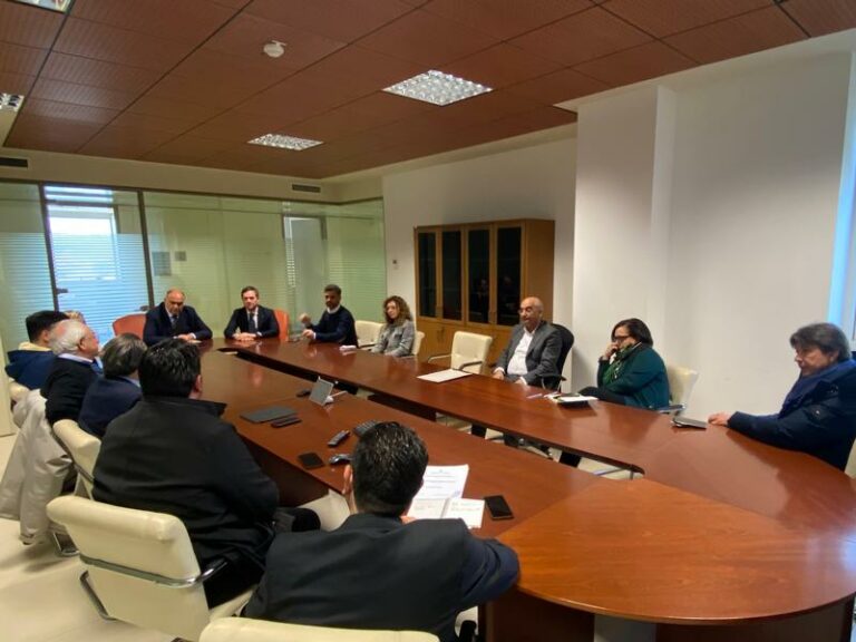 Nautica, la Regione Calabria incontra le imprese del settore